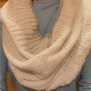 Women’s Knit Infinity Scarf Circle Loop Wrap Cowl Neck Sparkle Winter Warmer